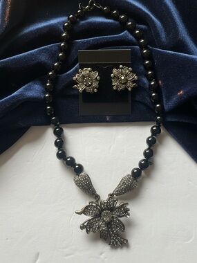 Heidi Daus Black Beaded Trembler Pendant Necklace and Earrings Crystal Pave Set